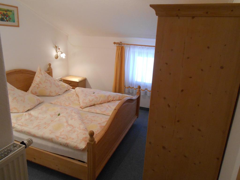 Pfannelerhof Apartman Leutasch Szoba fotó